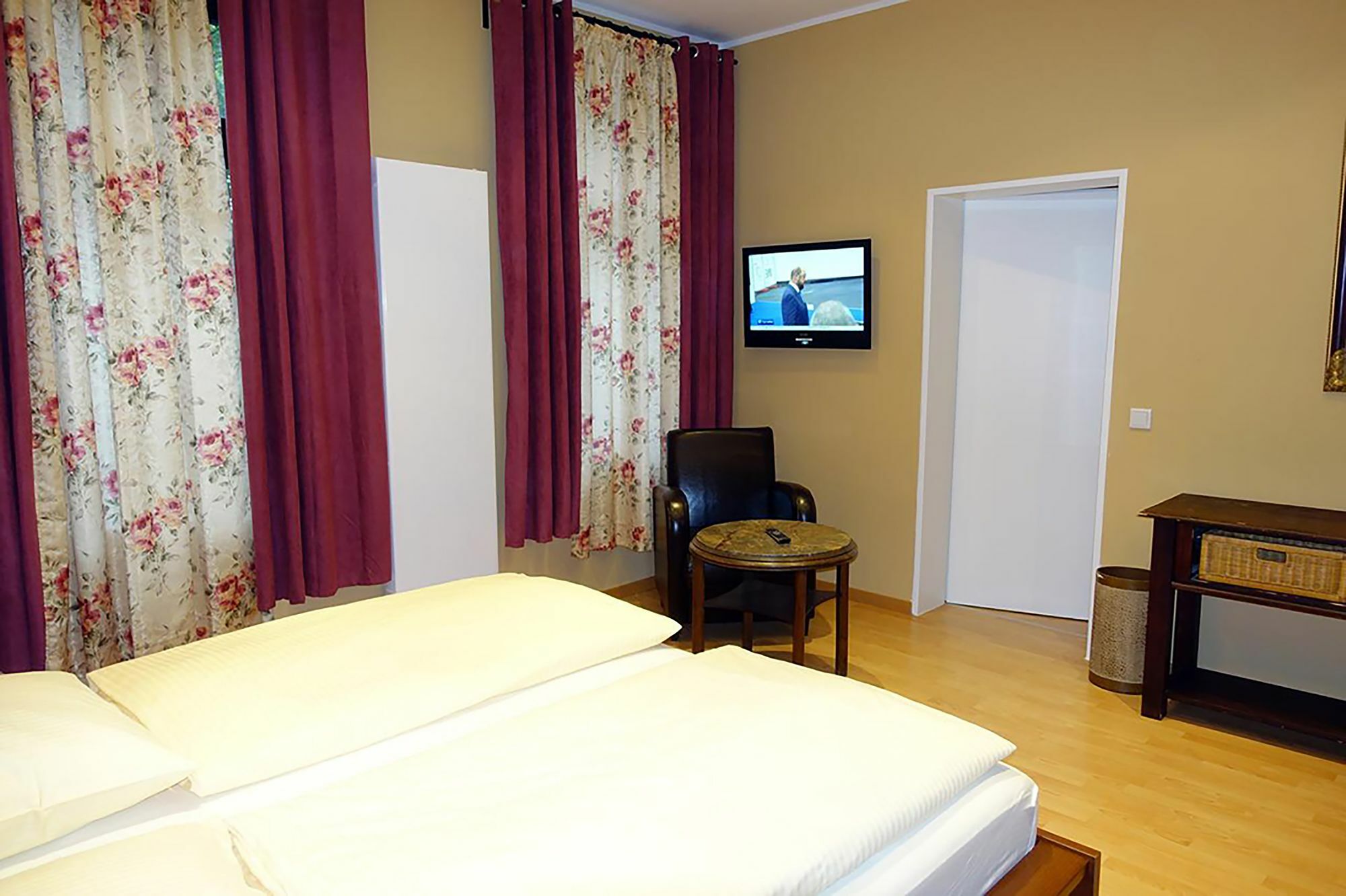 Suedbruecke Koeln Hotel Kültér fotó